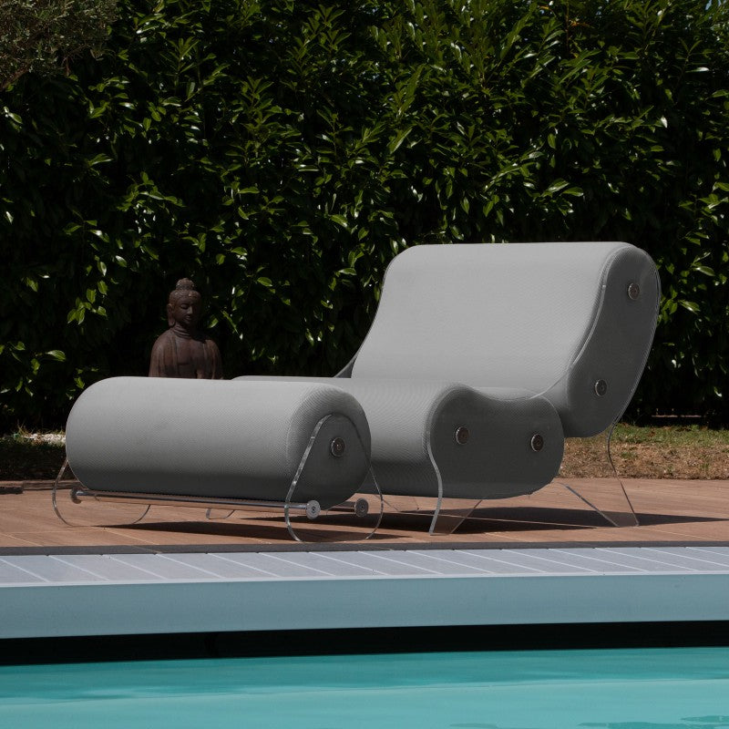 Ensemble MW06 Fauteuil et pouf design – parois en PMMA coulé, assise en mousse alvéolaire