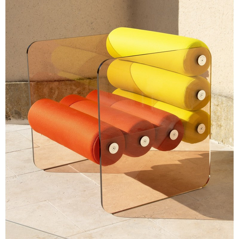 Fauteuil design MW01 ""Bicolore"" – Parois en PMMA coulé, assise en mousse alvéolaire et tissu 3D
