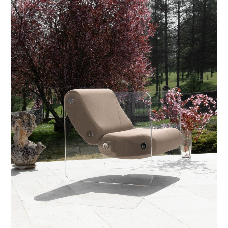 Fauteuil design XL MW08 – Parois en PMMA coulé, assise en mousse alvéolaire