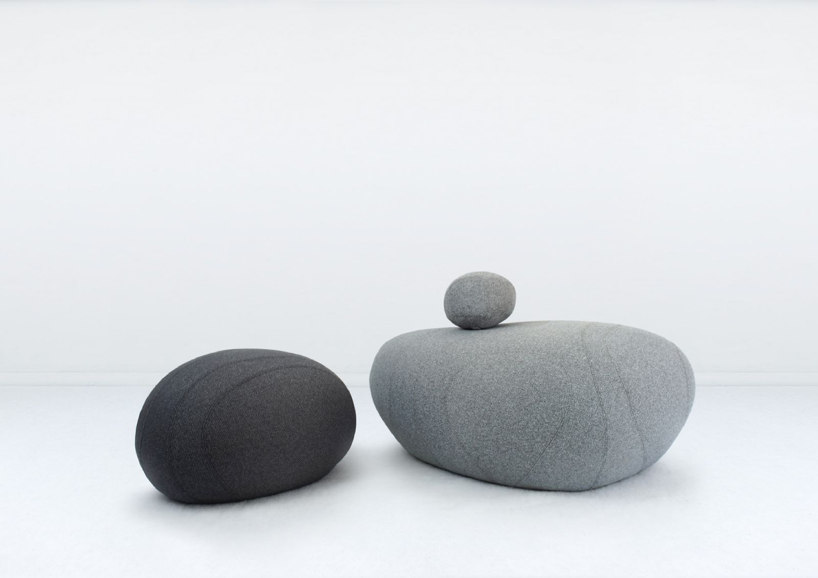 Monica's "neolivingstones" seat