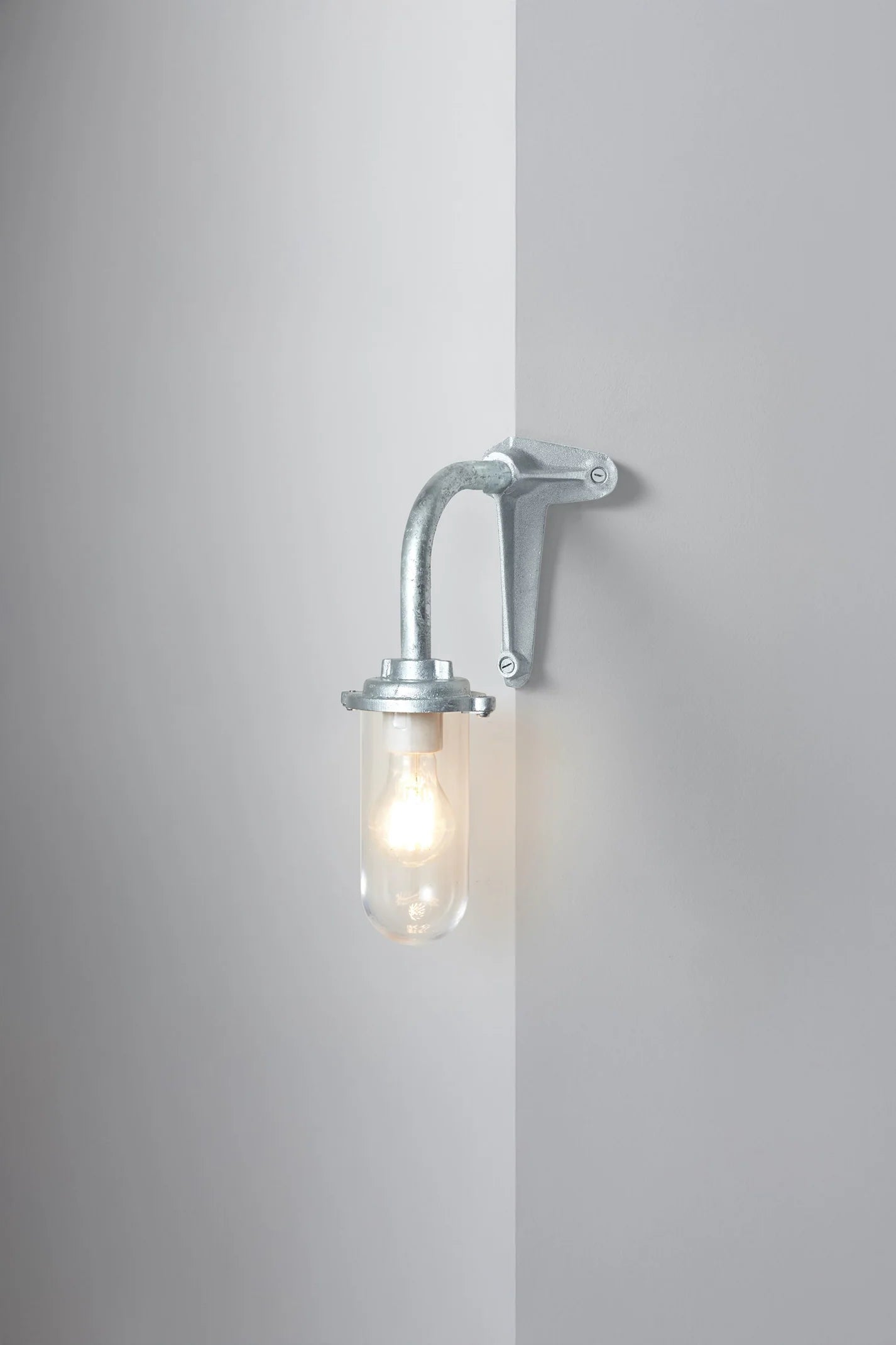 Applique coudée, 60W, Fixation murale simple 7672